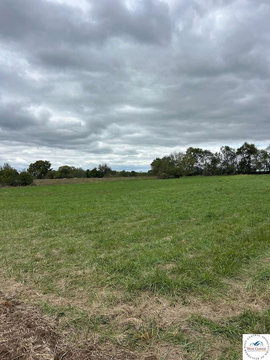 3 Acres of Residential Land for Sale in Clinton, Missouri