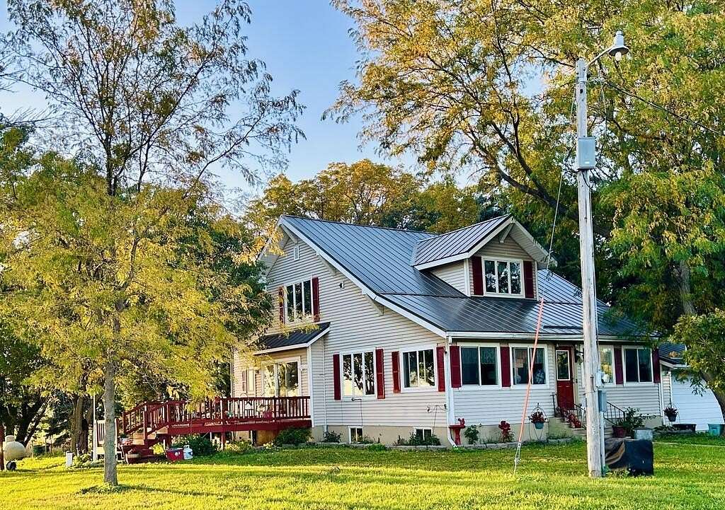 4.64 Acres of Land with Home for Sale in Goldfield, Iowa