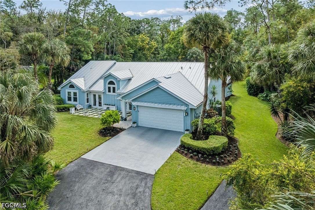 2.27 Acres of Land with Home for Sale in Naples, Florida