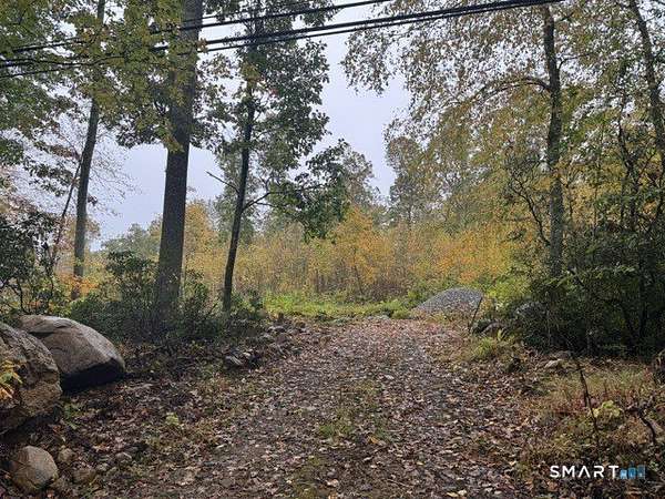 2.9 Acres of Residential Land for Sale in Waterford, Connecticut