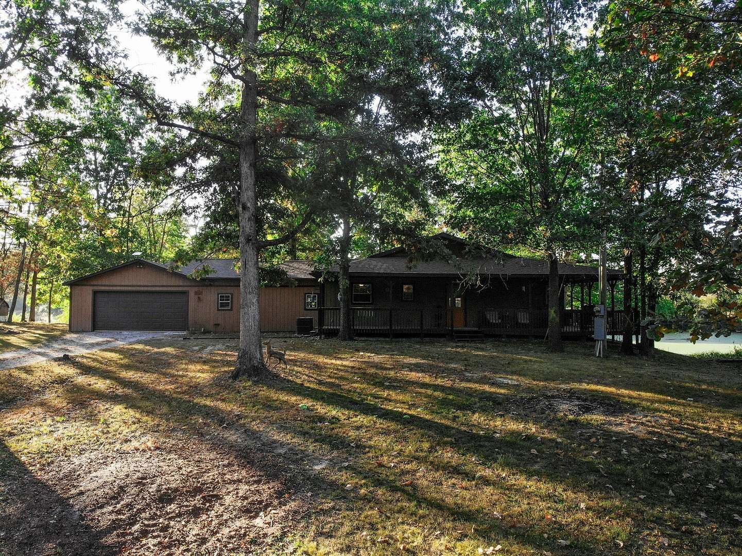8 Acres of Land with Home for Sale in Odin, Illinois