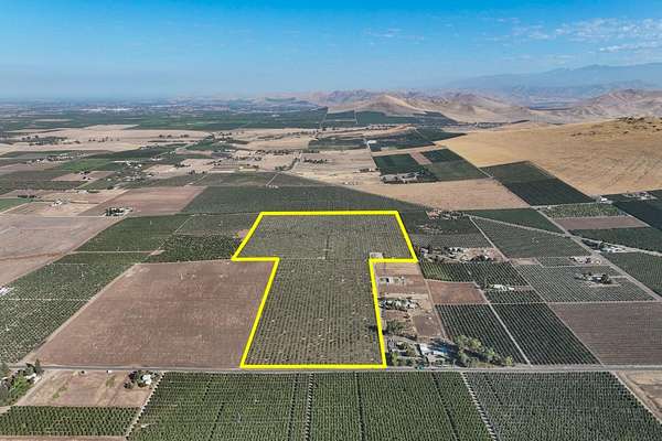 60.5 Acres of Land for Sale in Terra Bella, California