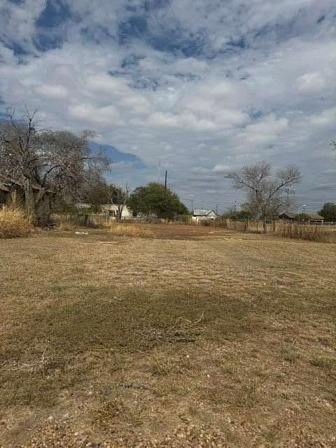 0.16 Acres of Residential Land for Sale in Quanah, Texas