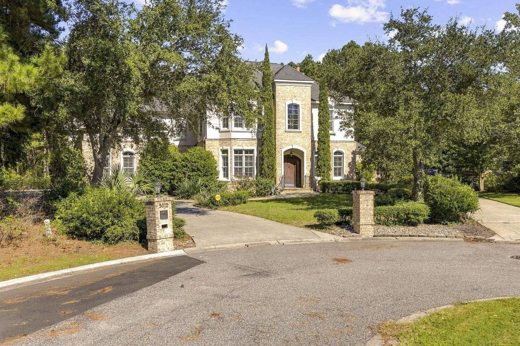 1.59 Acres of Land with Home for Sale in Myrtle Beach, South Carolina