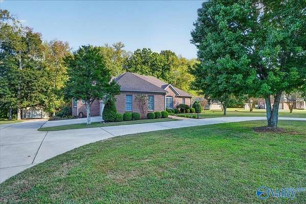 1.52 Acres of Land with Home for Sale in Huntsville, Alabama