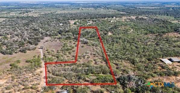 10.3 Acres of Land for Sale in Seguin, Texas