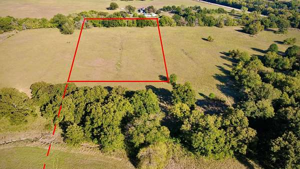 5 Acres of Land for Sale in Fort Towson, Oklahoma