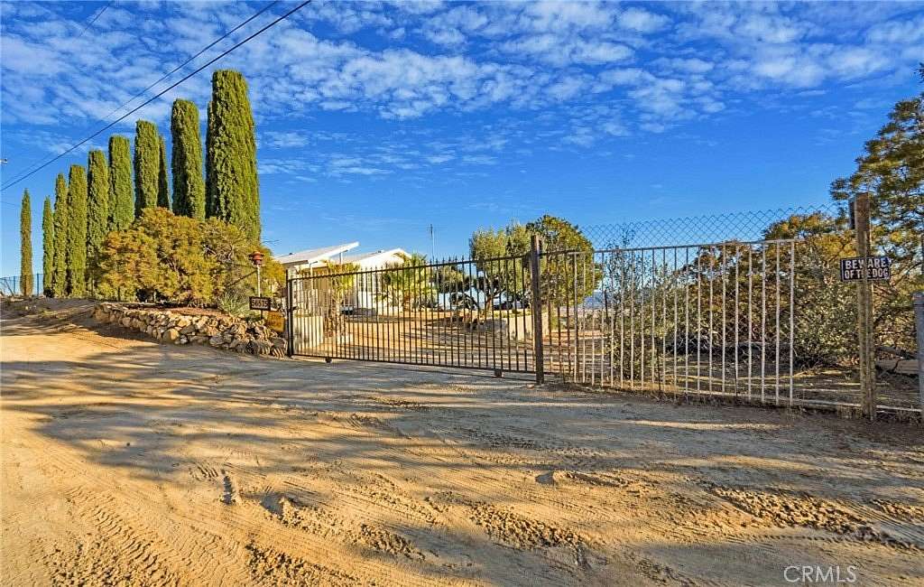 4.77 Acres of Land with Home for Sale in Anza, California