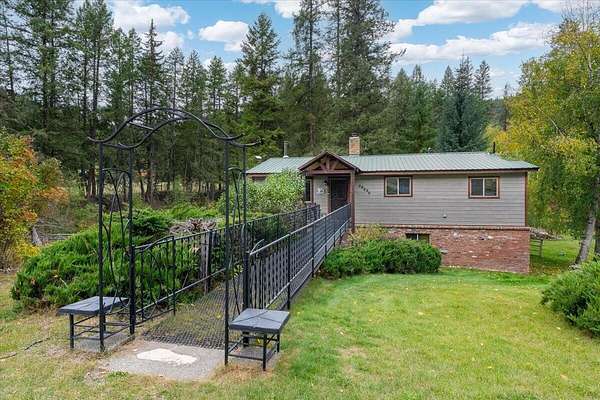 2 Acres of Land with Home for Sale in Colville, Washington