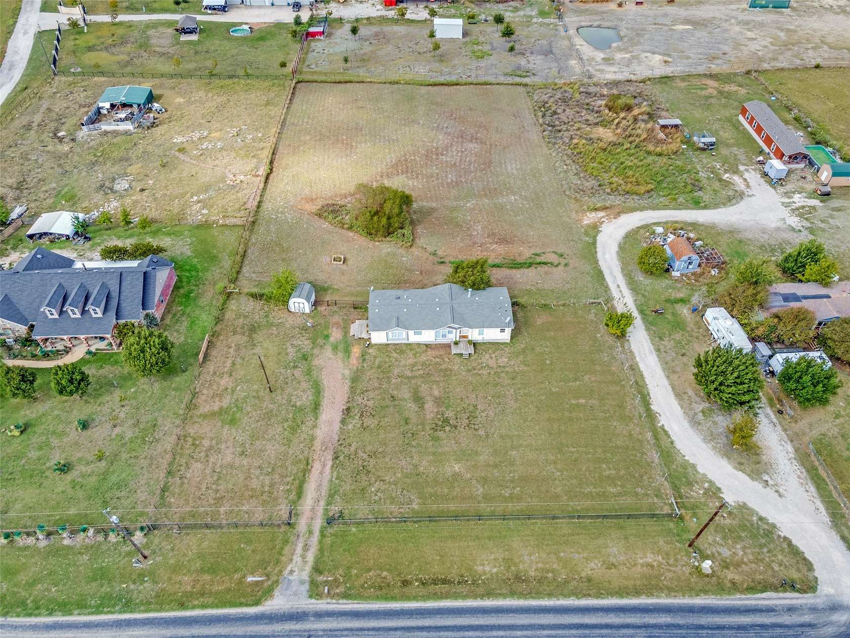 2 Acres of Land with Home for Sale in Nevada, Texas