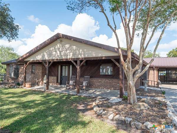 3 Acres of Land with Home for Sale in Bloomington, Texas