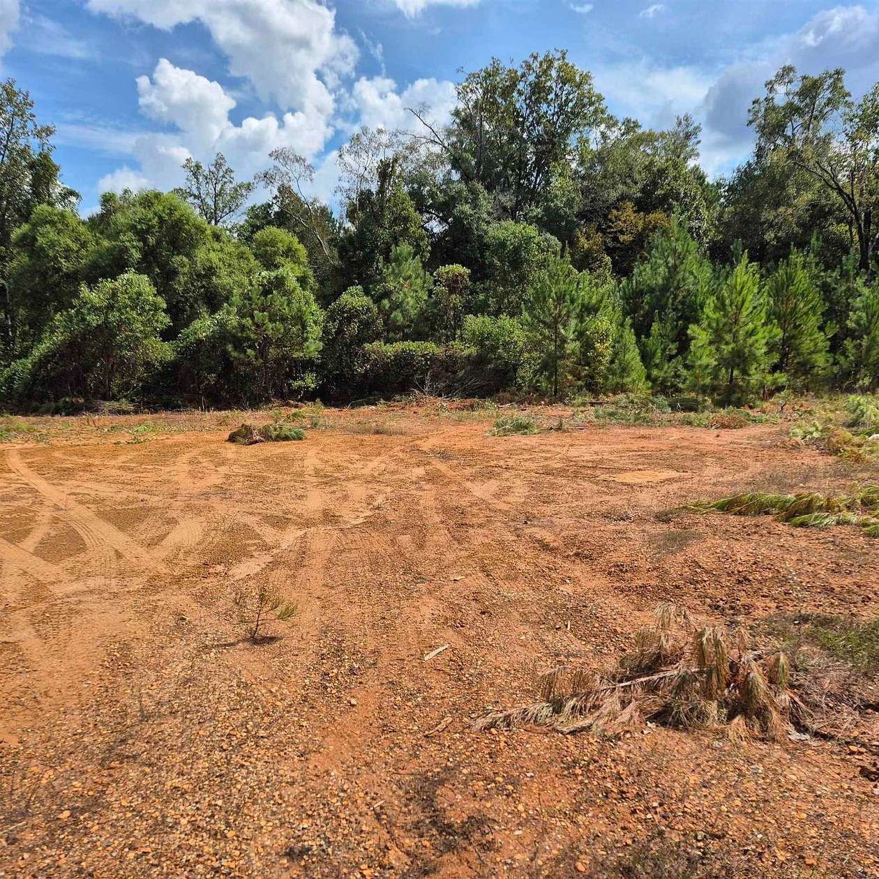 2 Acres of Land for Sale in Evergreen, Alabama