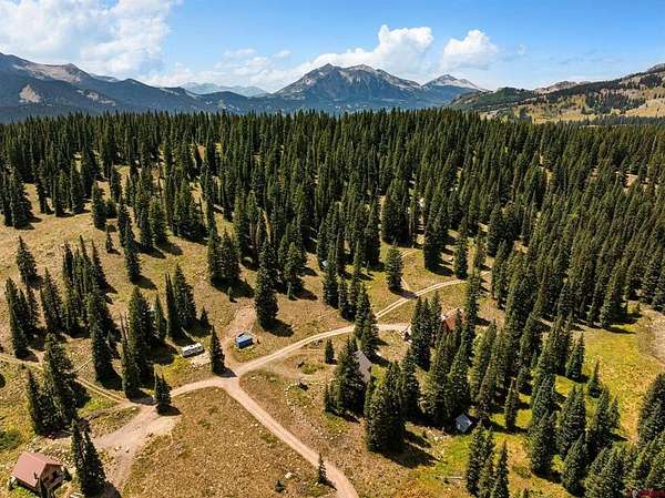 1 Acre of Land for Sale in Crested Butte, Colorado