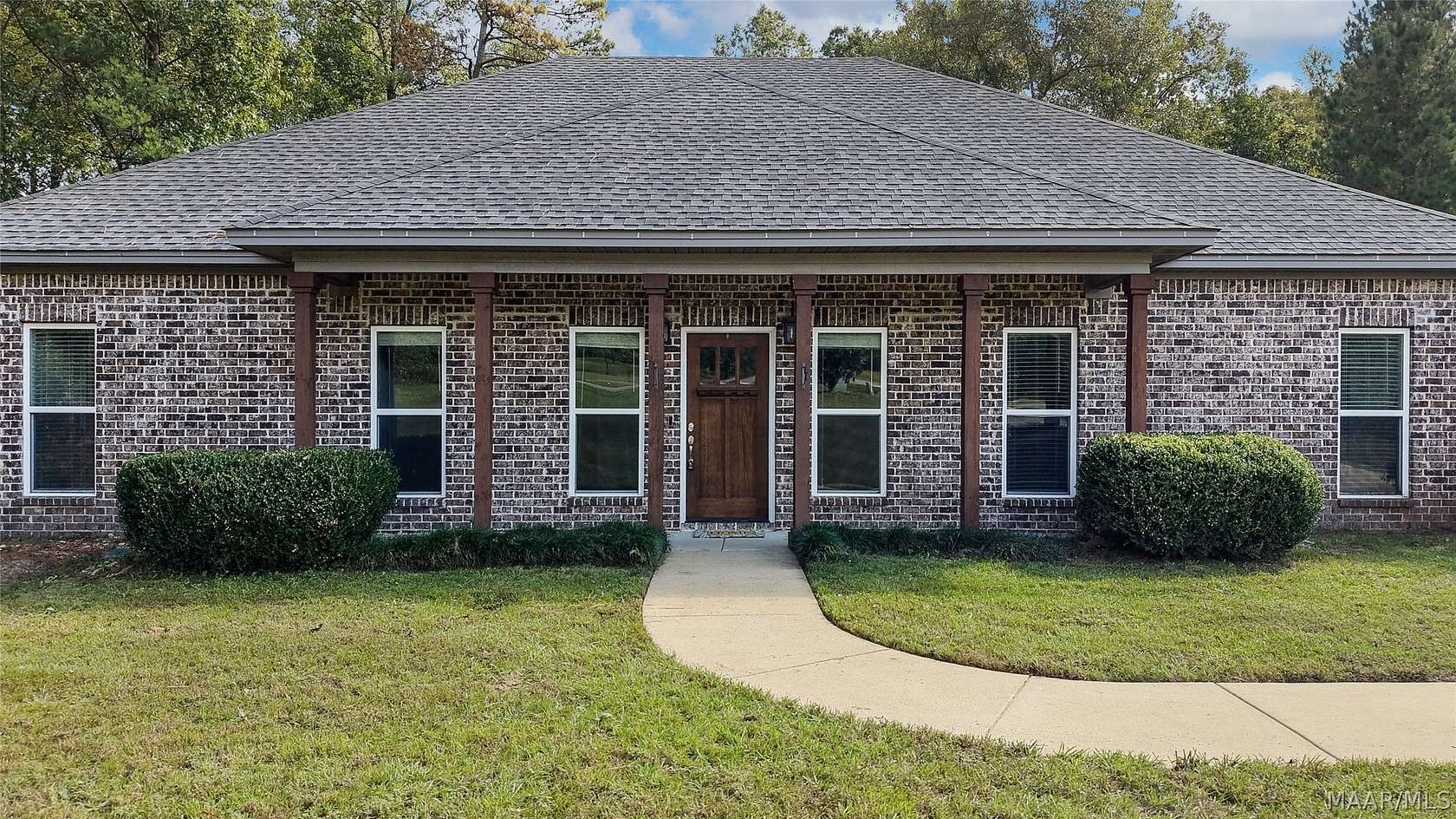 2.7 Acres of Land with Home for Sale in Wetumpka, Alabama