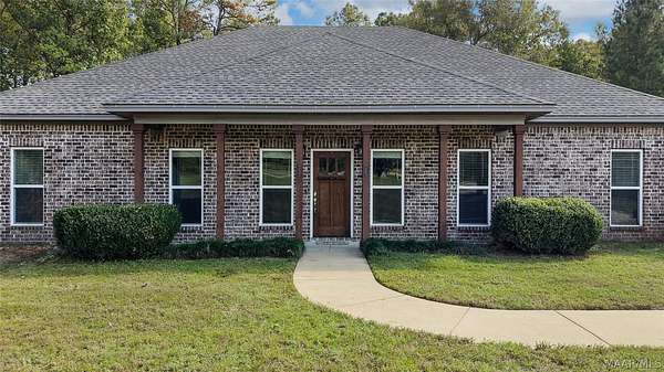 2.7 Acres of Land with Home for Sale in Wetumpka, Alabama