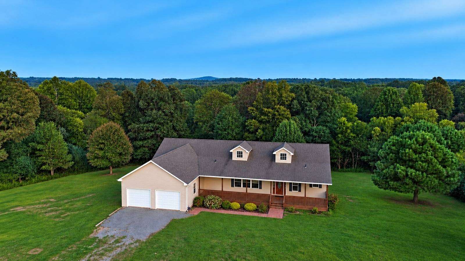 12 Acres of Land with Home for Sale in Blountsville, Alabama