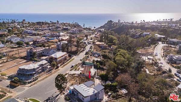 0.22 Acres of Residential Land for Sale in Pacific Palisades, California