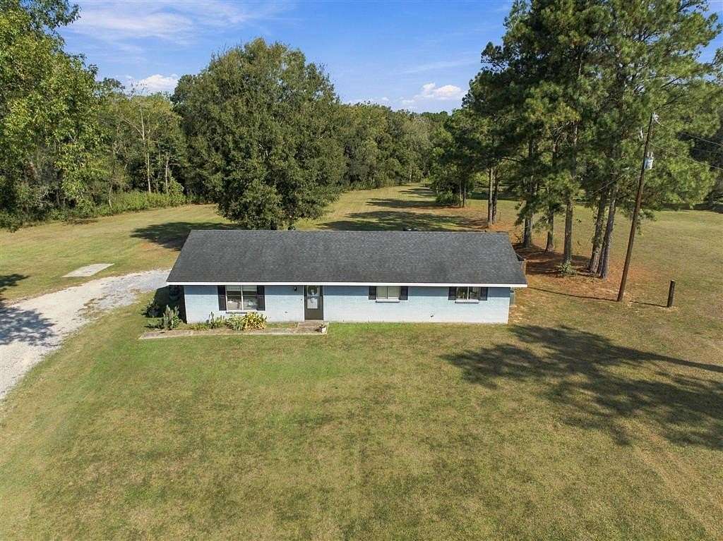 4.5 Acres of Land with Home for Sale in Jennings, Louisiana