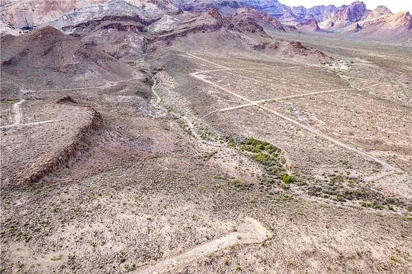 5 Acres of Residential Land for Sale in Golden Valley, Arizona