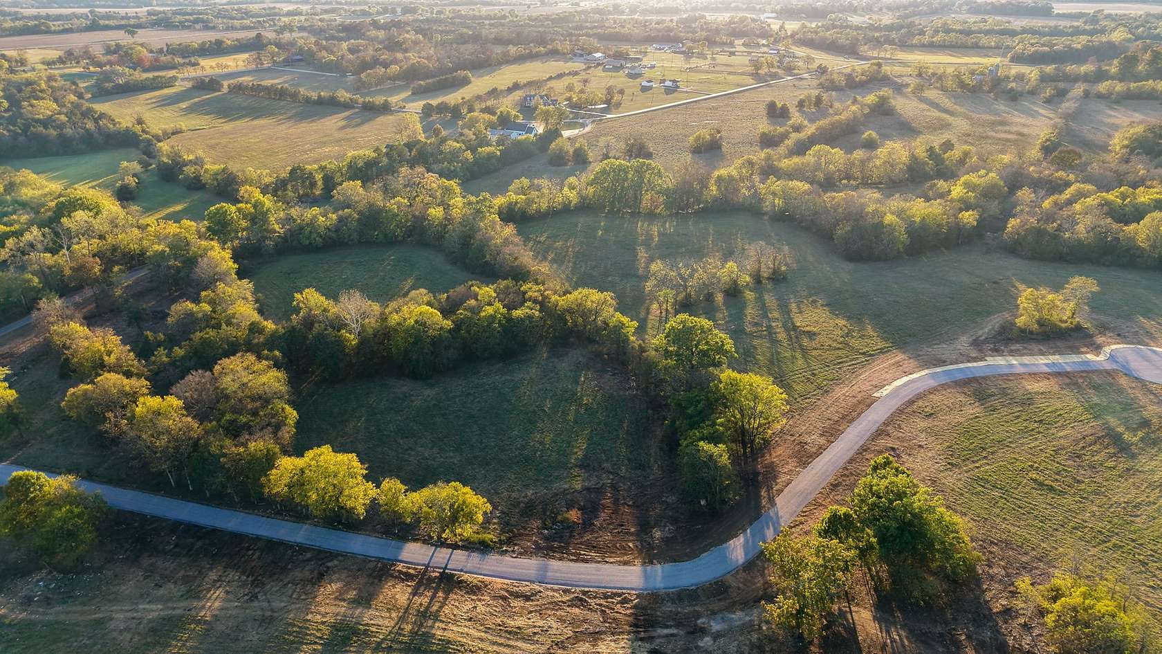 7 Acres of Residential Land for Sale in Chapel Hill, Tennessee