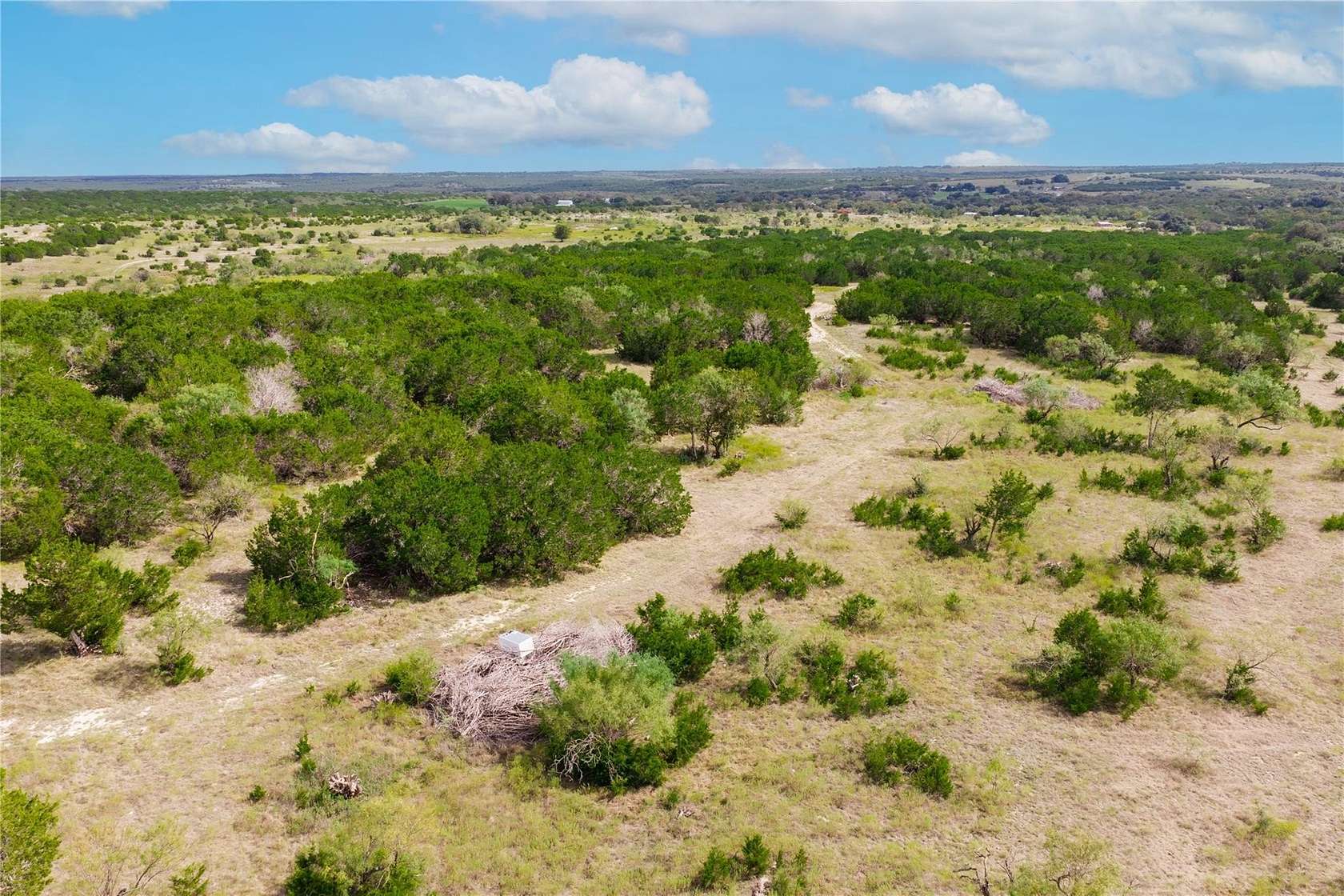 50 Acres of Land for Sale in Lampasas, Texas