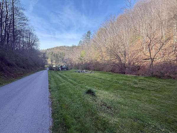 102 Acres of Recreational & Residential Land for Sale in Harold, Kentucky