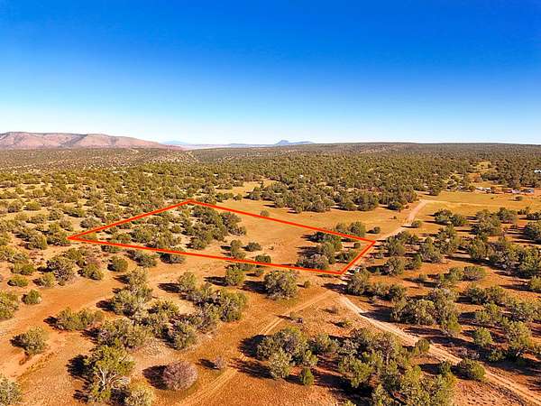 2.19 Acres of Residential Land for Sale in Seligman, Arizona
