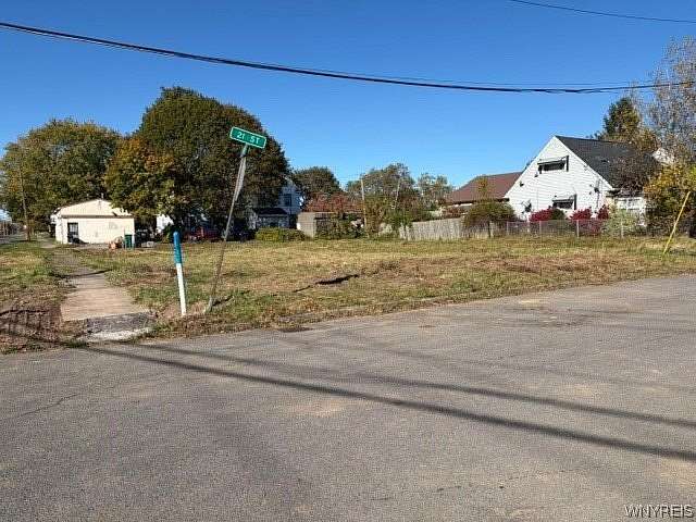 0.1 Acres of Land for Sale in Niagara Falls, New York