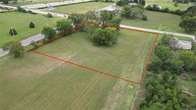2.12 Acres of Improved Mixed-Use Land for Sale in Tulsa, Oklahoma