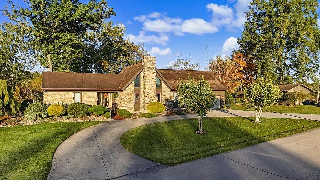 3 Acres of Land with Home for Sale in Bucyrus, Ohio