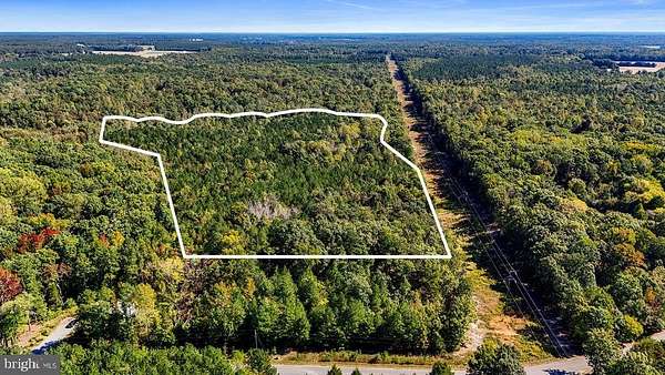 27.8 Acres of Recreational & Residential Land for Sale in Doswell, Virginia