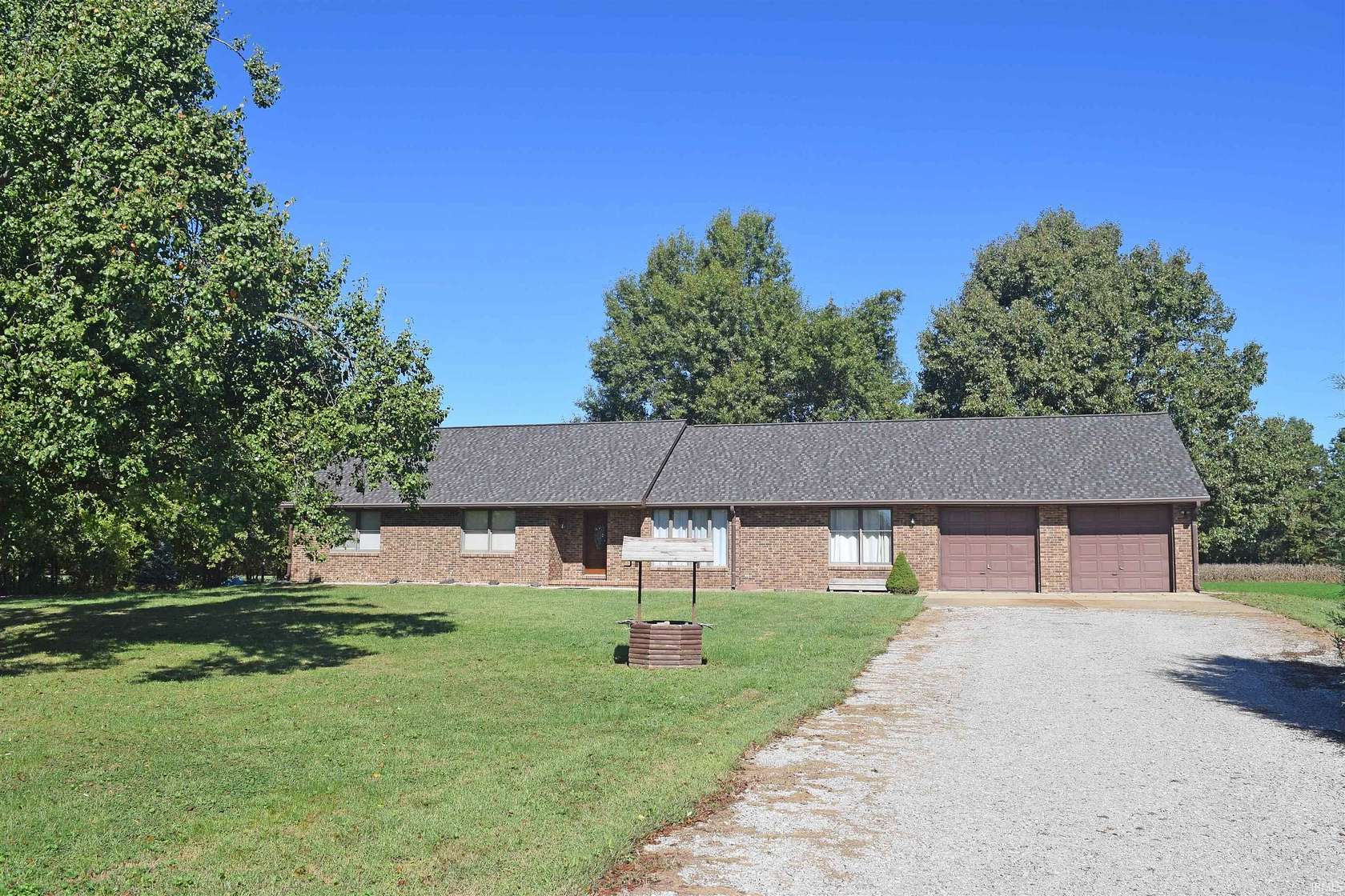 1.53 Acres of Land with Home for Sale in Mount Vernon, Indiana