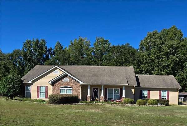 4 Acres of Land with Home for Sale in Opelika, Alabama