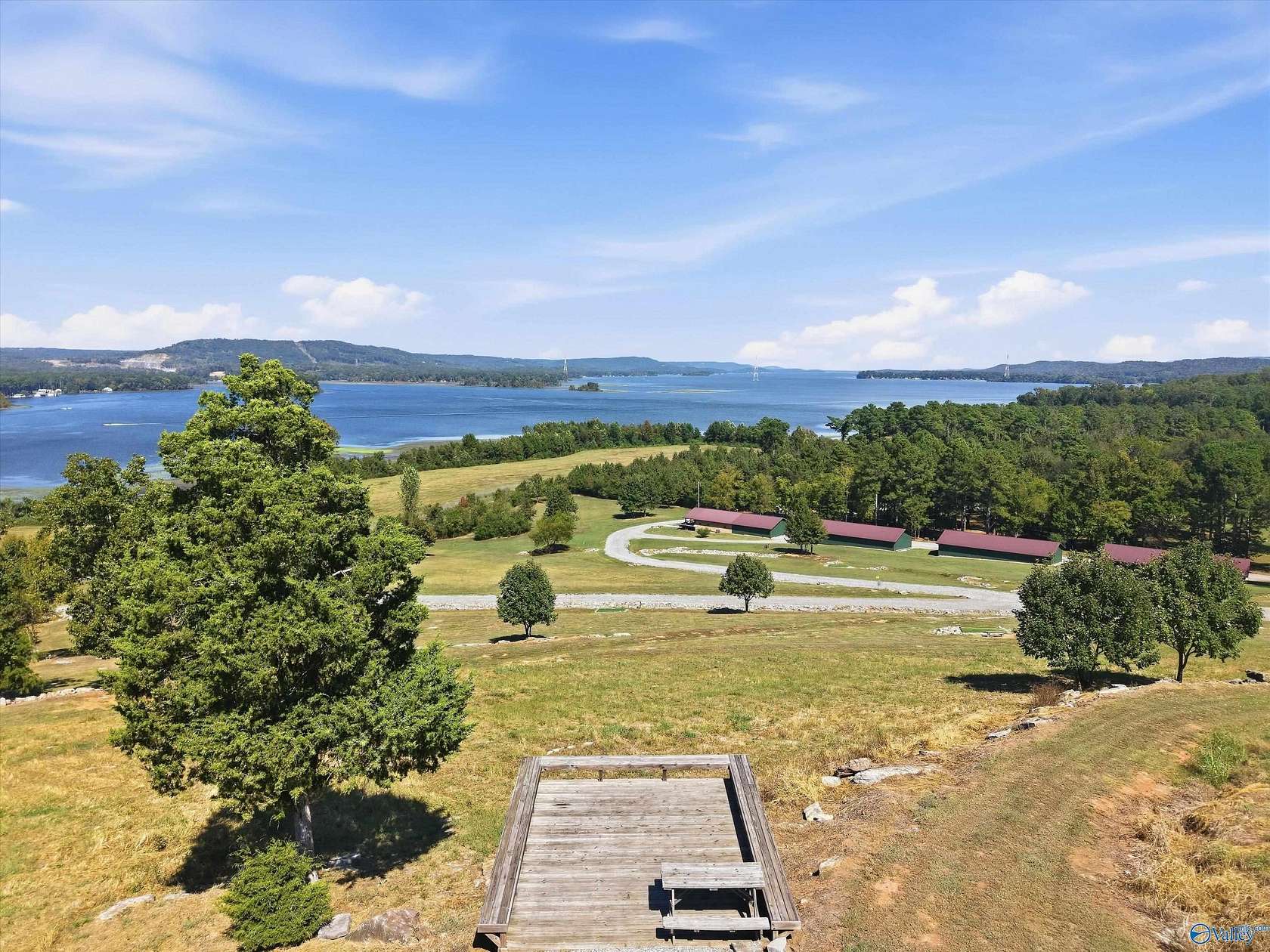 52 Acres of Land with Home for Sale in Guntersville, Alabama