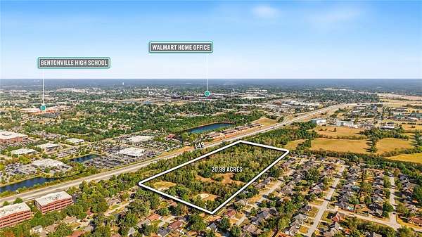 21 Acres of Recreational & Residential Land for Sale in Rogers, Arkansas