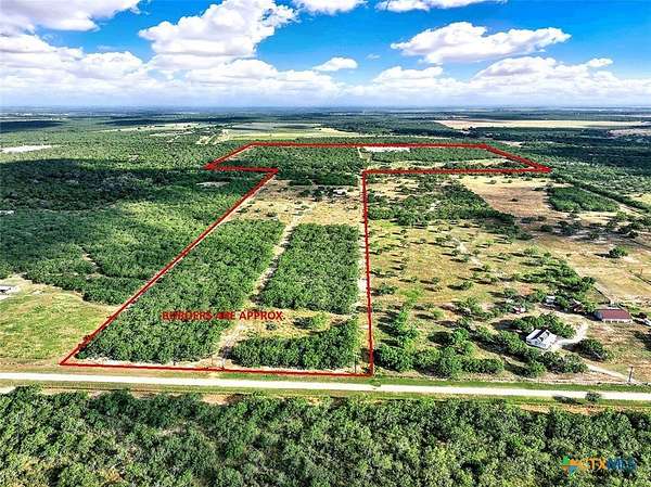 107 Acres of Land for Sale in McCoy, Texas