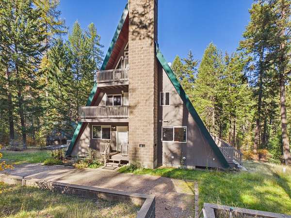 28.4 Acres of Recreational Land with Home for Sale in Malo, Washington