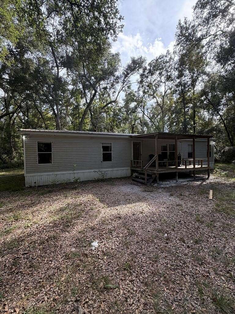 6 Acres of Land with Home for Sale in Old Town, Florida