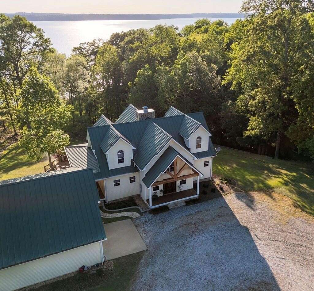 4.25 Acres of Land with Home for Sale in Georgetown, Georgia