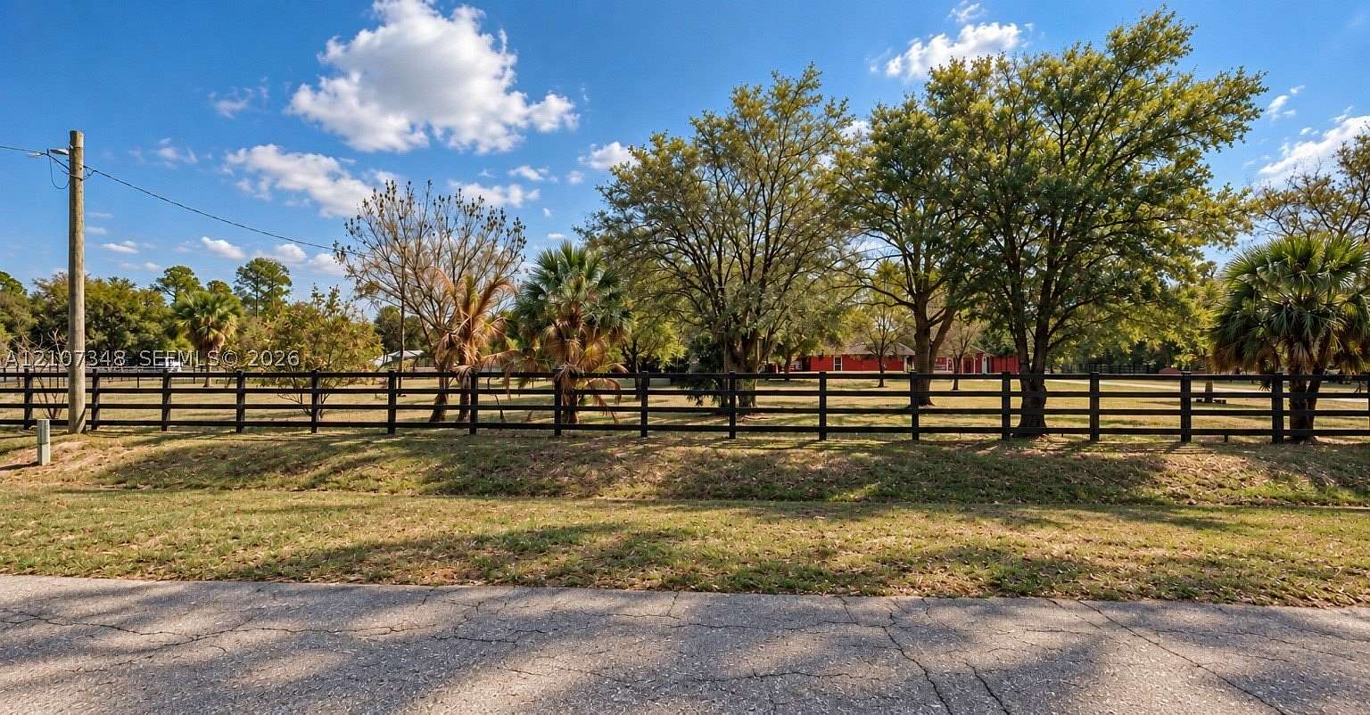 2.5 Acres of Residential Land for Sale in Clewiston, Florida