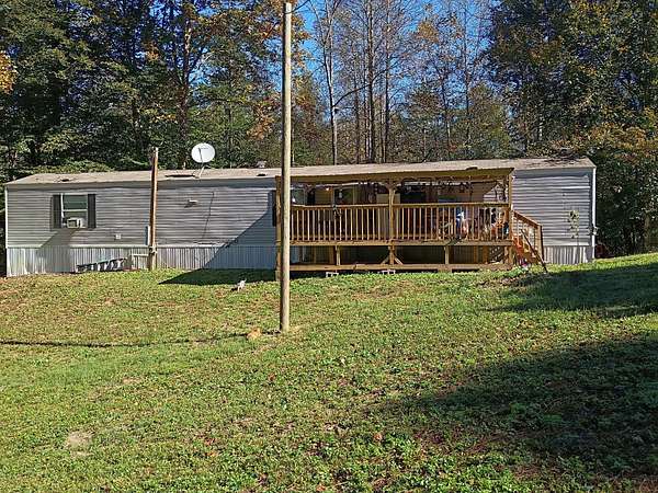 3.43 Acres of Land with Home for Sale in Williamsburg, Kentucky