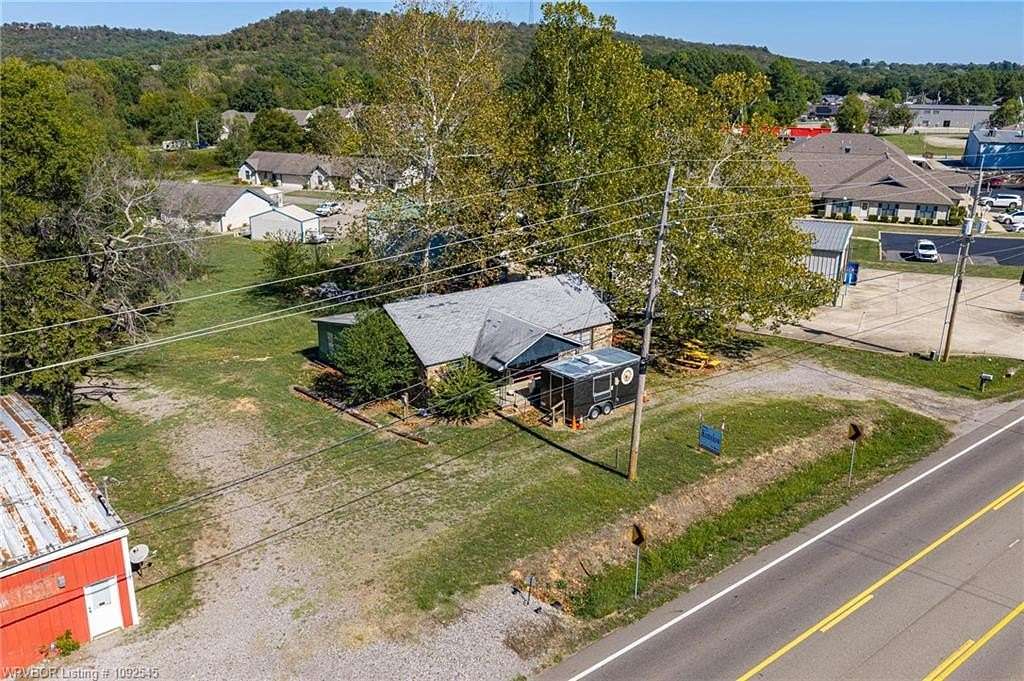 2 Acres of Improved Commercial Land for Sale in Greenwood, Arkansas