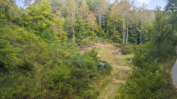 22.4 Acres of Recreational & Residential Land for Sale in Seymour, Tennessee