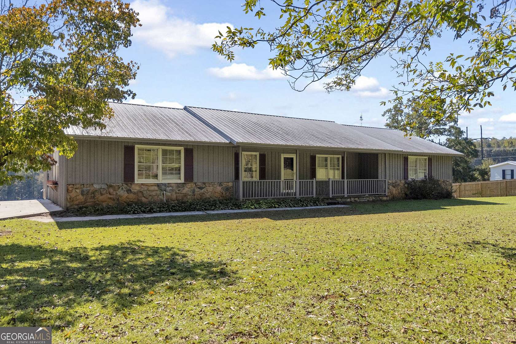 21.7 Acres of Land with Home for Sale in Nicholson, Georgia