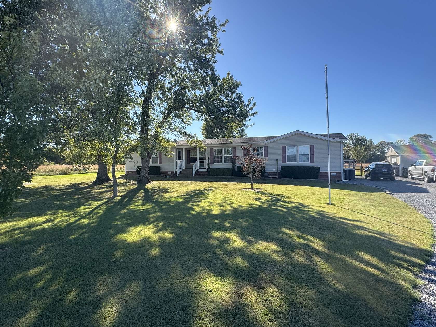 13.5 Acres of Land with Home for Sale in Lebanon, Tennessee
