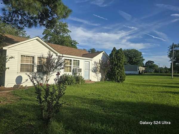 2 Acres of Land with Home for Lease in New Church, Virginia