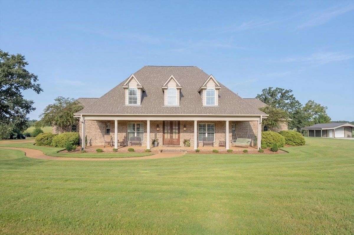 4 Acres of Land with Home for Sale in Lamar, Mississippi
