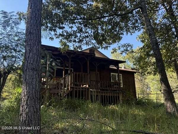 2.5 Acres of Land with Home for Sale in Batesville, Mississippi