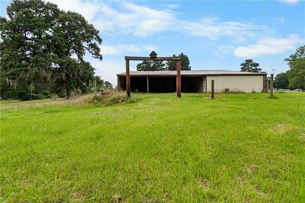 14.7 Acres of Land for Sale in Magnolia, Texas