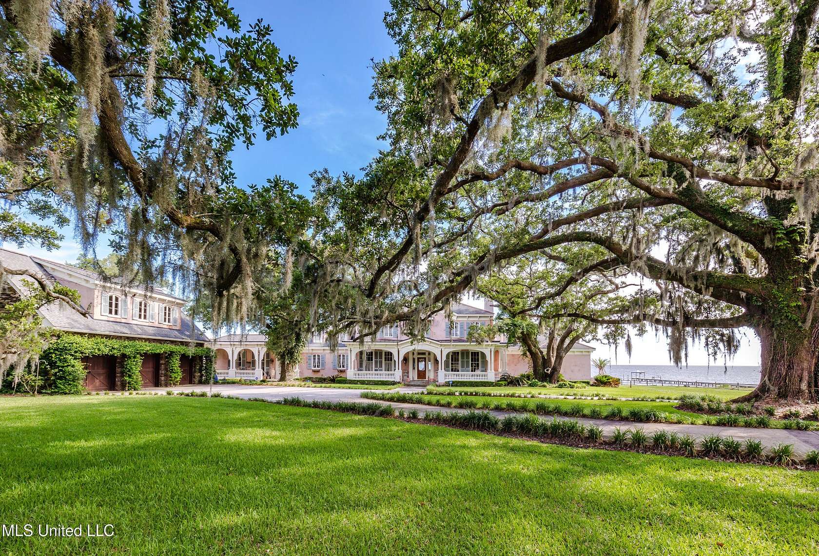 4 Acres of Land with Home for Sale in Ocean Springs, Mississippi